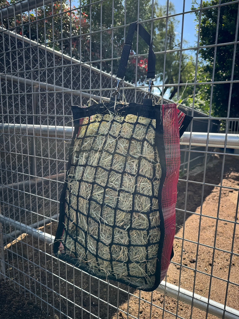 Deluxe Slow Feed Hay Bag 1 Flake — Kensington